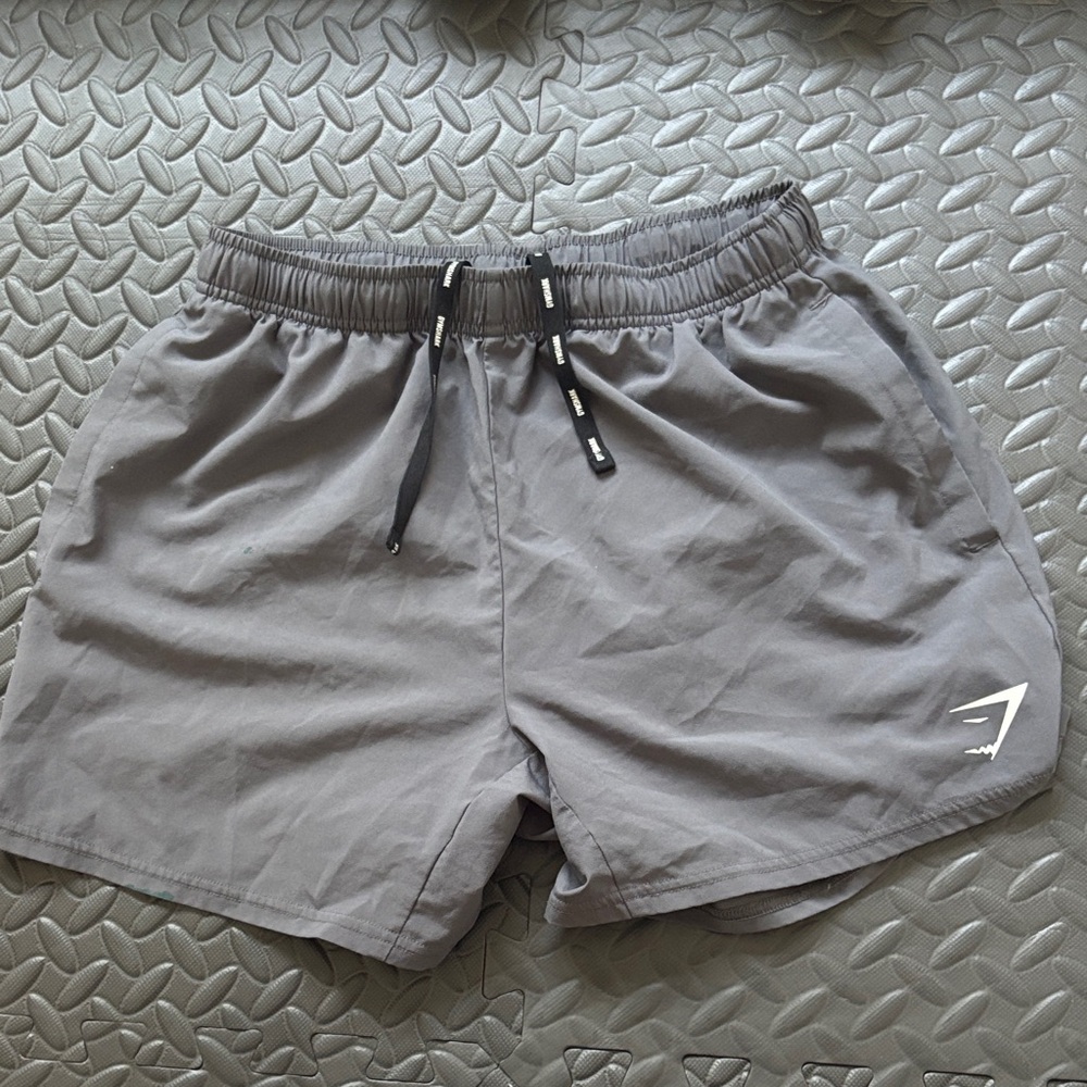 Men’s Grey Gymshark Shorts